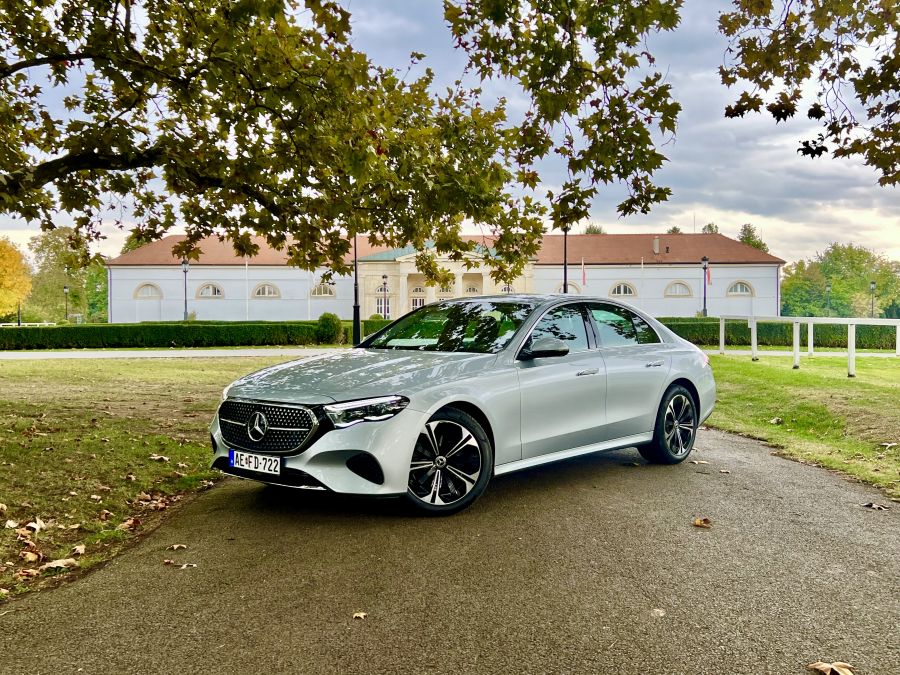 Szemet gyönyörködtető látvány – Mercedes-Benz E osztály bemutató - Autó & Motor - MOBILITY - 2023 Mercedes E, E osztály bemutató, mercedes benz, mercedes benz e osztály, mercedes e bemutató, 