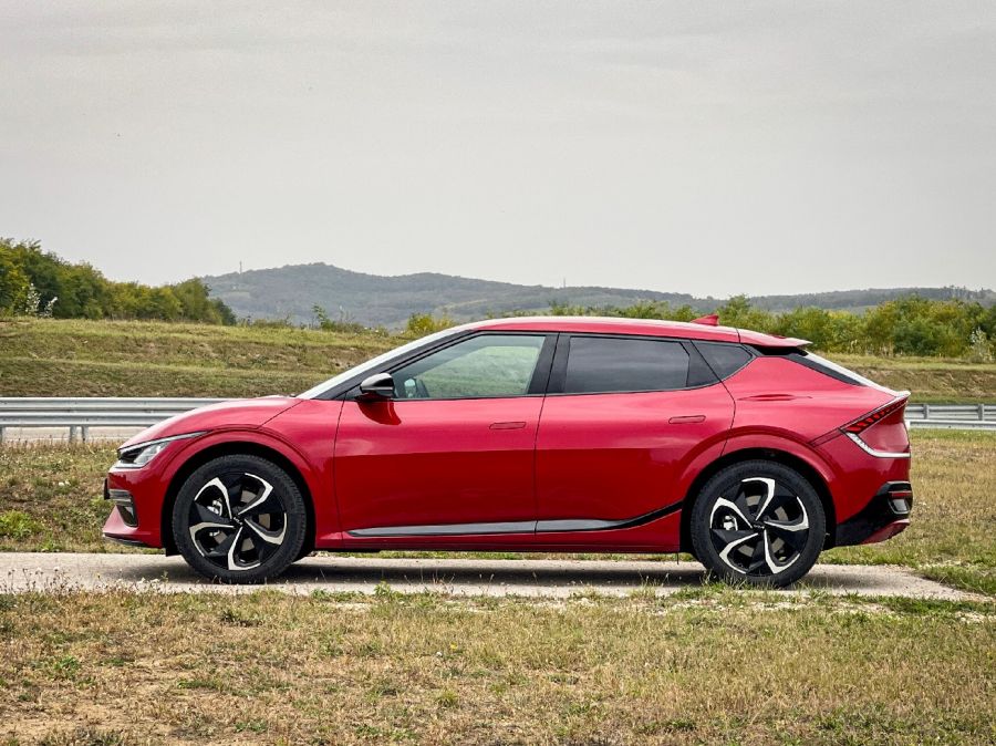 A jövő családi autója? – KIA EV6 e228 RWD - Autó & Motor - MOBILITY - ev6, ev6 gt line, ev6 gt line teszt, ev6 teszt, kia ev6 e228 teszt, kia ev6 gt line e228 teszt, 