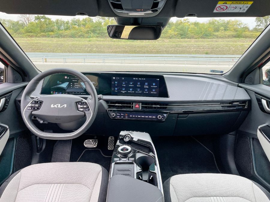 A jövő családi autója? – KIA EV6 e228 RWD - Autó & Motor - MOBILITY - ev6, ev6 gt line, ev6 gt line teszt, ev6 teszt, kia ev6 e228 teszt, kia ev6 gt line e228 teszt, 