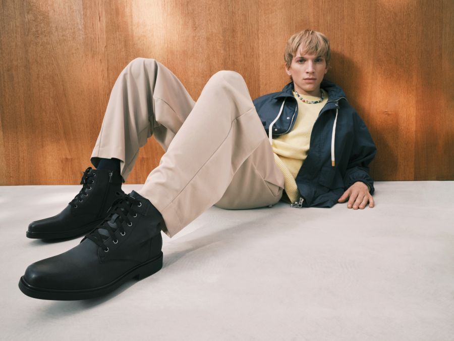 Sportos stílusú csizma – miért érdemes felvenni a férfi ruhatárba? - ÉN - Divathírek - csizma, férfi cipő, férfi csizma, férfi divat, Sportos stílusú csizma, 