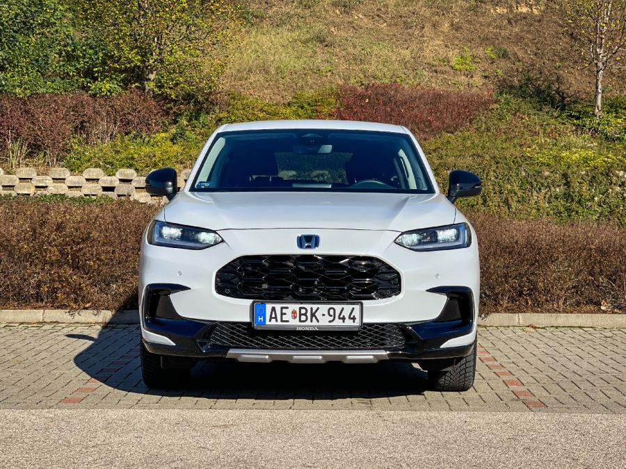 Civic a magasban – Honda ZR-V Sport - Autó & Motor - MOBILITY - 2023 Honda Zr-V sport teszt, zr-v, zr-v 2023, zr-v ehev, zr-v honda, zr-v honda 2023, zr-v sport, zr-v teszt, zrv teszt, 