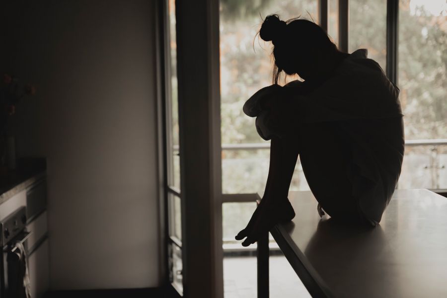 Csapdába esett nők -  -  - anyagi függőség, Barna Berni, kapcsolat, megalázó kapcsolat, megértés, nehézség, nők, párkapcsolat, 