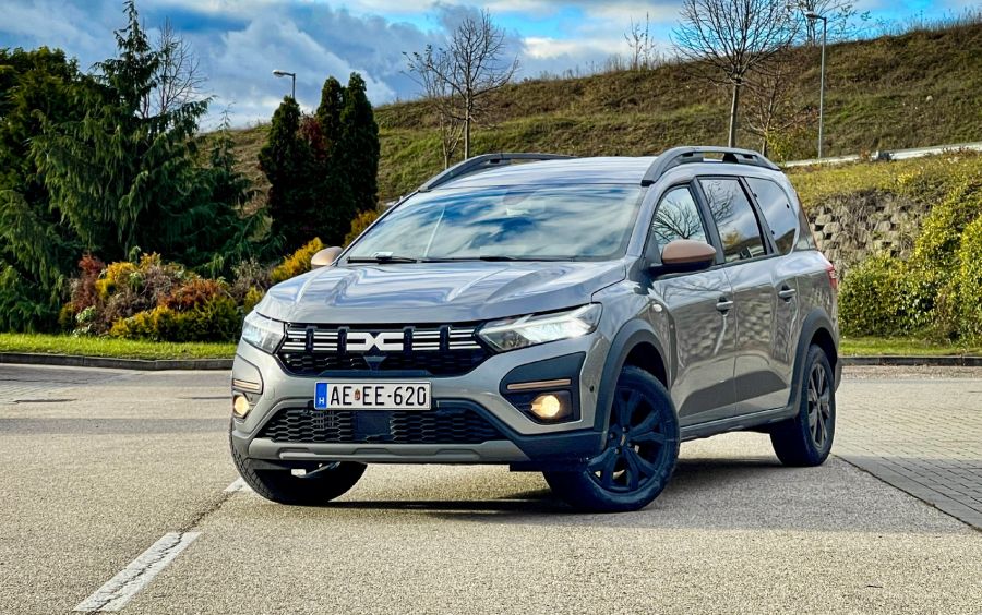 Hihetetlen funkciók – Dacia Jogger Extreme TCe110 - Autó & Motor - MOBILITY - 