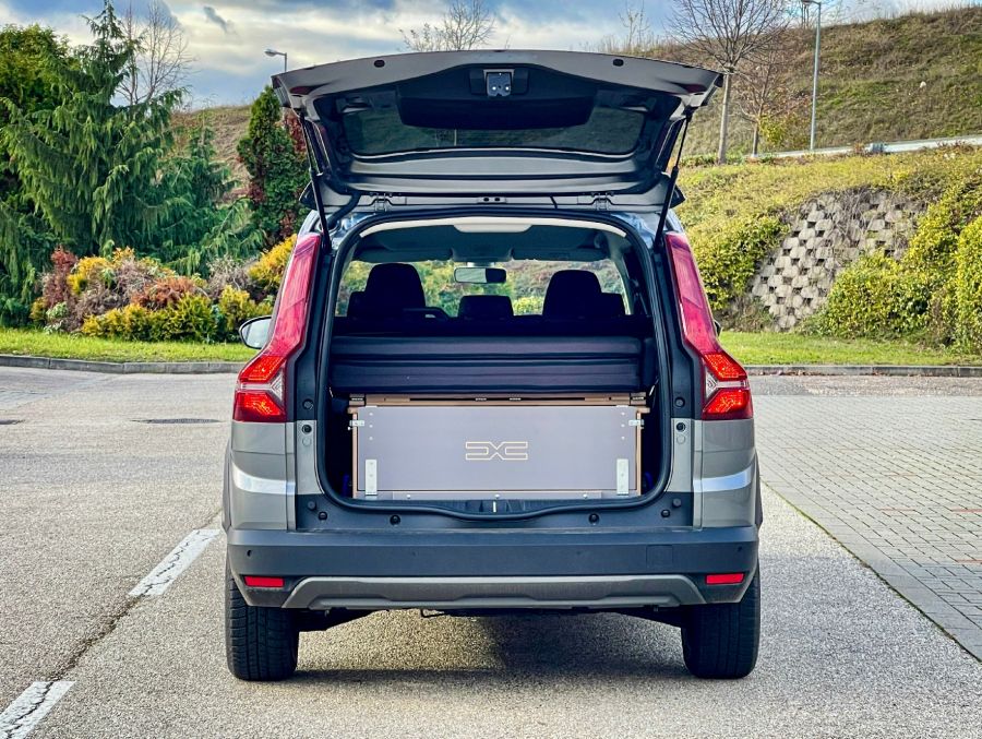 Hihetetlen funkciók – Dacia Jogger Extreme TCe110 - Autó & Motor - MOBILITY - 