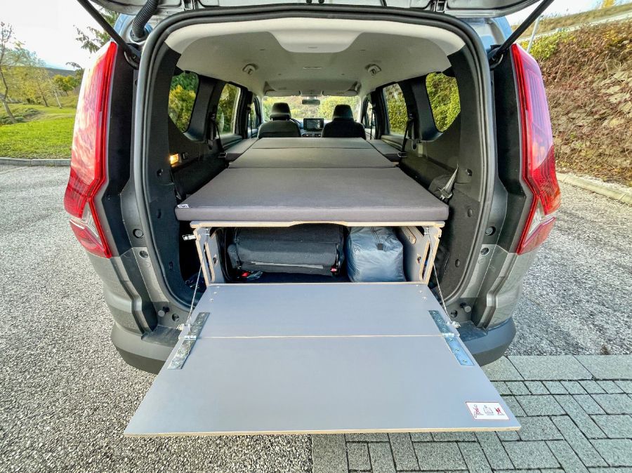 Hihetetlen funkciók – Dacia Jogger Extreme TCe110 - Autó & Motor - MOBILITY - 