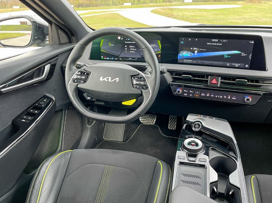 Ne higgy a szemednek – KIA EV6 GT - Autó & Motor - MOBILITY - ev6 gt teszt, KIA ev6 gt teszt, KIA ev6 teszt, 