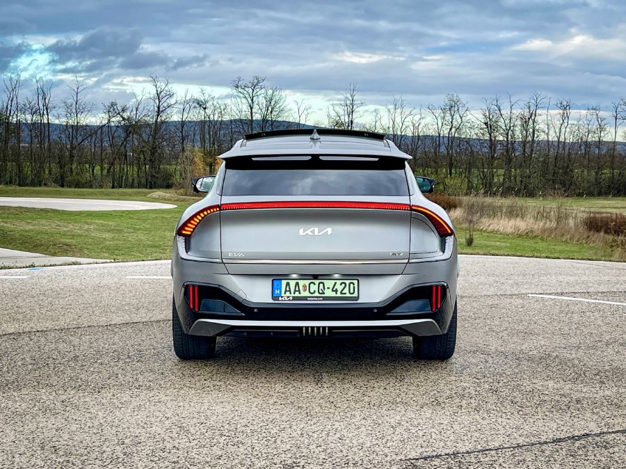 Ne higgy a szemednek – KIA EV6 GT - Autó & Motor - MOBILITY - ev6 gt teszt, KIA ev6 gt teszt, KIA ev6 teszt, 