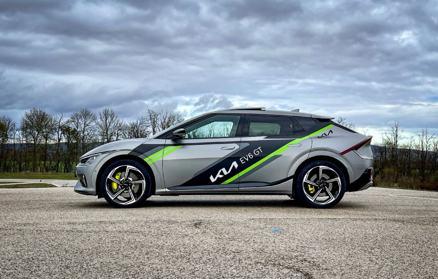 Ne higgy a szemednek – KIA EV6 GT - Autó & Motor - MOBILITY - ev6 gt teszt, KIA ev6 gt teszt, KIA ev6 teszt, 