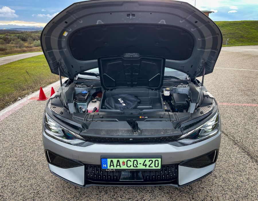 Ne higgy a szemednek – KIA EV6 GT - Autó & Motor - MOBILITY - ev6 gt teszt, KIA ev6 gt teszt, KIA ev6 teszt, 