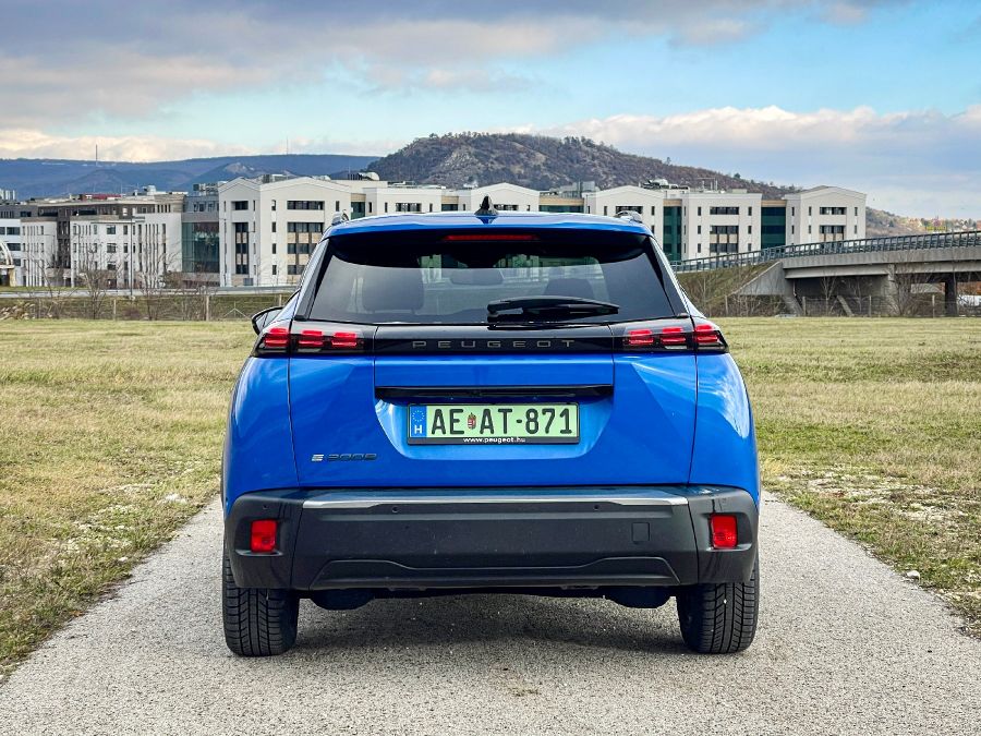 Az év legjobbja franciául – Peugeot e-2008 Allure - Autó & Motor - MOBILITY - Peugeot 2008 elektromos teszt, Peugeot e 2008 teszt Allure, Peugeot e-2008 teszt, Peugeot e2008 teszt, 