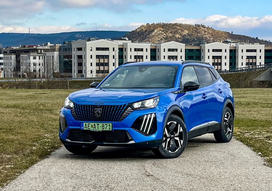 Az év legjobbja franciául – Peugeot e-2008 Allure - Autó & Motor - MOBILITY - Peugeot 2008 elektromos teszt, Peugeot e 2008 teszt Allure, Peugeot e-2008 teszt, Peugeot e2008 teszt, 