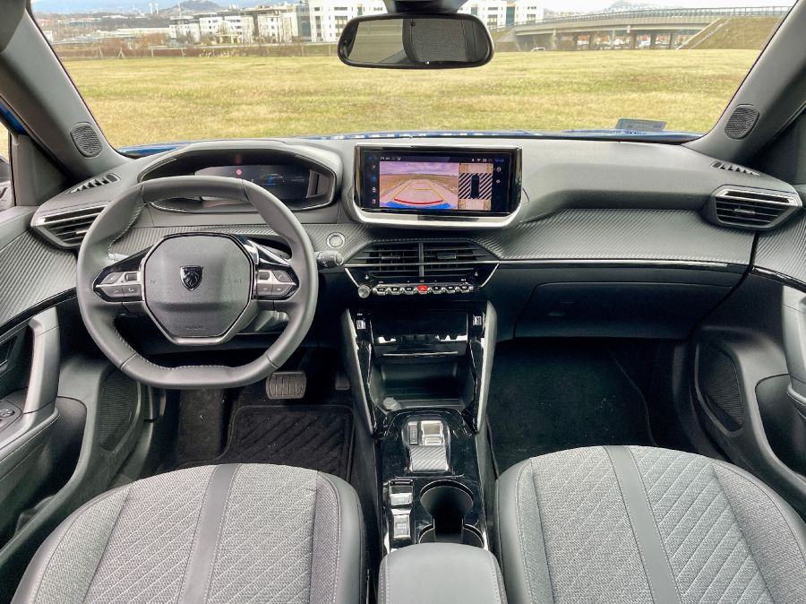 Az év legjobbja franciául – Peugeot e-2008 Allure - Autó & Motor - MOBILITY - Peugeot 2008 elektromos teszt, Peugeot e 2008 teszt Allure, Peugeot e-2008 teszt, Peugeot e2008 teszt, 