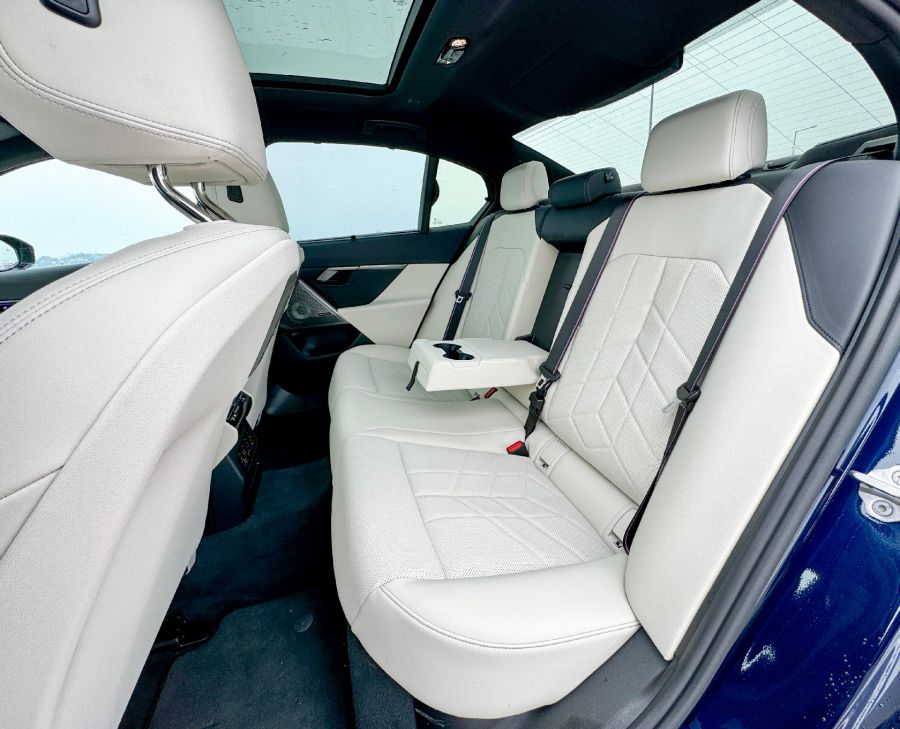 Hetes alá – BMW i5 M60 - Autó & Motor - MOBILITY - BMW i5 M60, bmw i5 M60 teszt, BMW i5 teszt, i5 M60, i5 M60 tesz, 