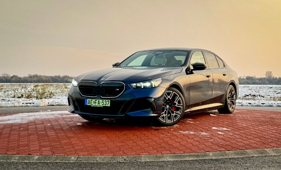 Hetes alá – BMW i5 M60 - Autó & Motor - MOBILITY - BMW i5 M60, bmw i5 M60 teszt, BMW i5 teszt, i5 M60, i5 M60 tesz, 