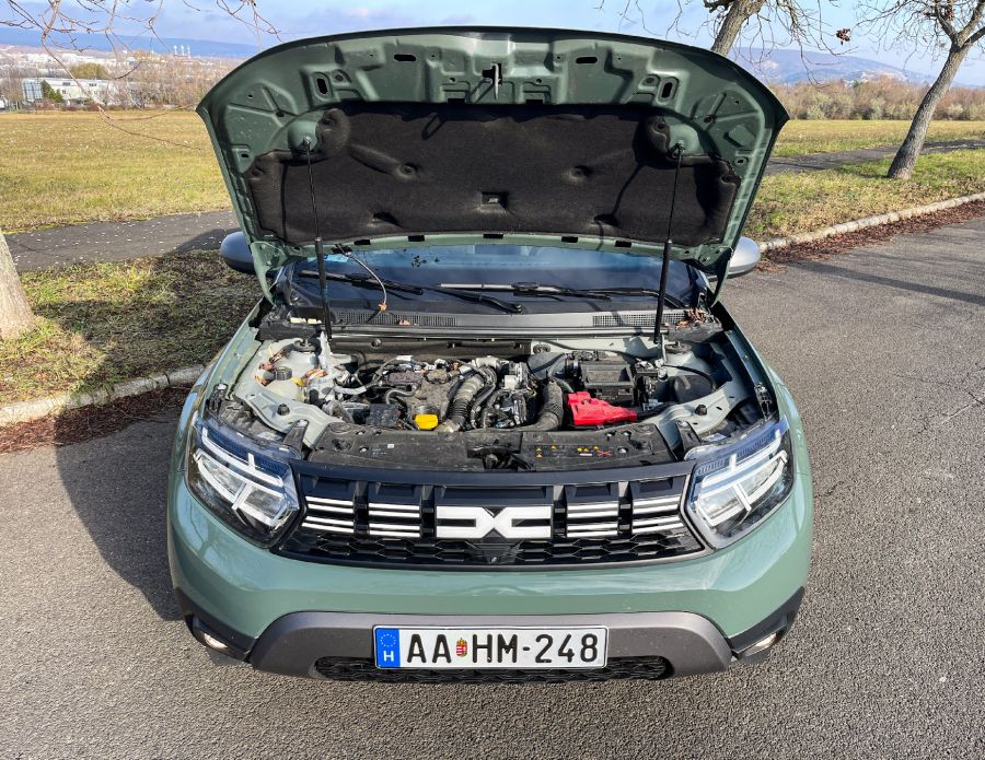 Ár/Érték és Fenntartási költségek – Dacia Duster Blue dCi 115 Journey - Autó & Motor - MOBILITY - 2023 Dacia Duster dízel Journey teszt, Dacia Duster, Dacia Duster Blue dCi 115 Journey teszt, Dacia Duster dízel teszt, 