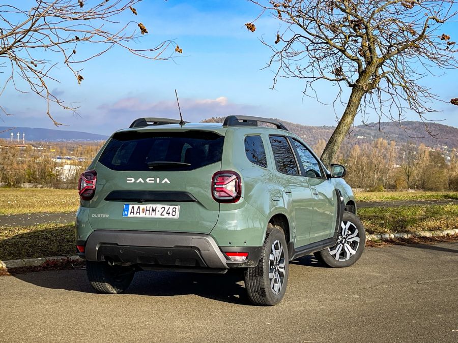 Ár/Érték és Fenntartási költségek – Dacia Duster Blue dCi 115 Journey - Autó & Motor - MOBILITY - 2023 Dacia Duster dízel Journey teszt, Dacia Duster, Dacia Duster Blue dCi 115 Journey teszt, Dacia Duster dízel teszt, 