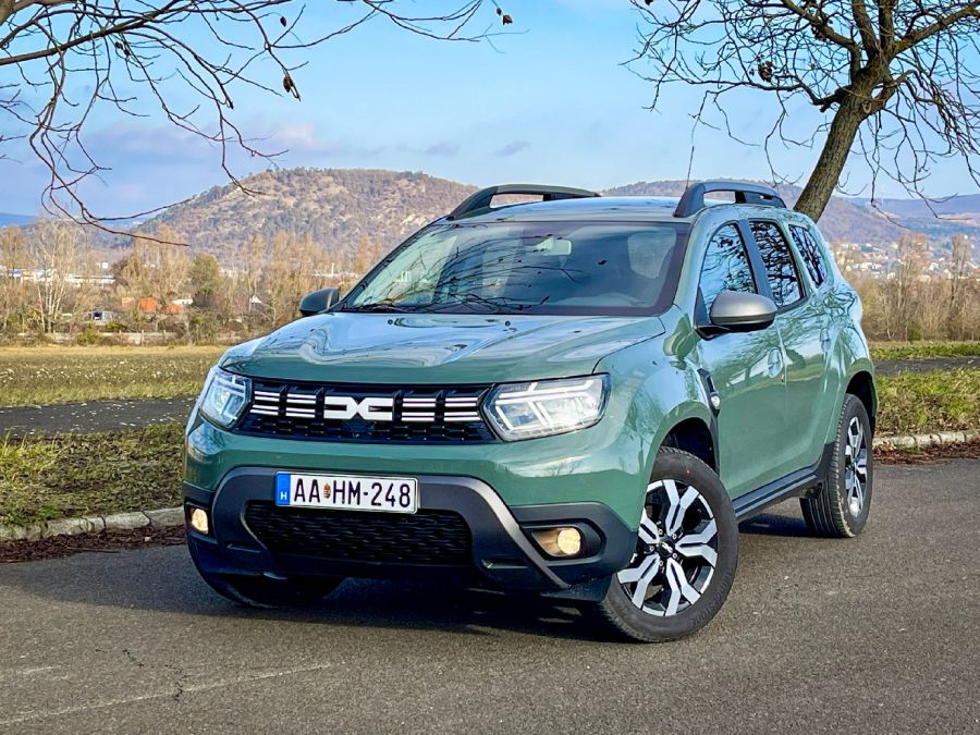 Ár/Érték és Fenntartási költségek – Dacia Duster Blue dCi 115 Journey - Autó & Motor - MOBILITY - 2023 Dacia Duster dízel Journey teszt, Dacia Duster, Dacia Duster Blue dCi 115 Journey teszt, Dacia Duster dízel teszt, 
