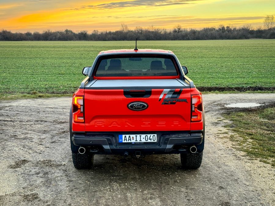 Pickup a csúcson – Ford Ranger Raptor 3.0 Eco Boost - Autó & Motor - MOBILITY - 2023 Ford ranger raptor teszt, 2023 Ranger Raptor 3.0 Eco Boost teszt, Ford Ranger Raptor teszt, raptor teszt, 