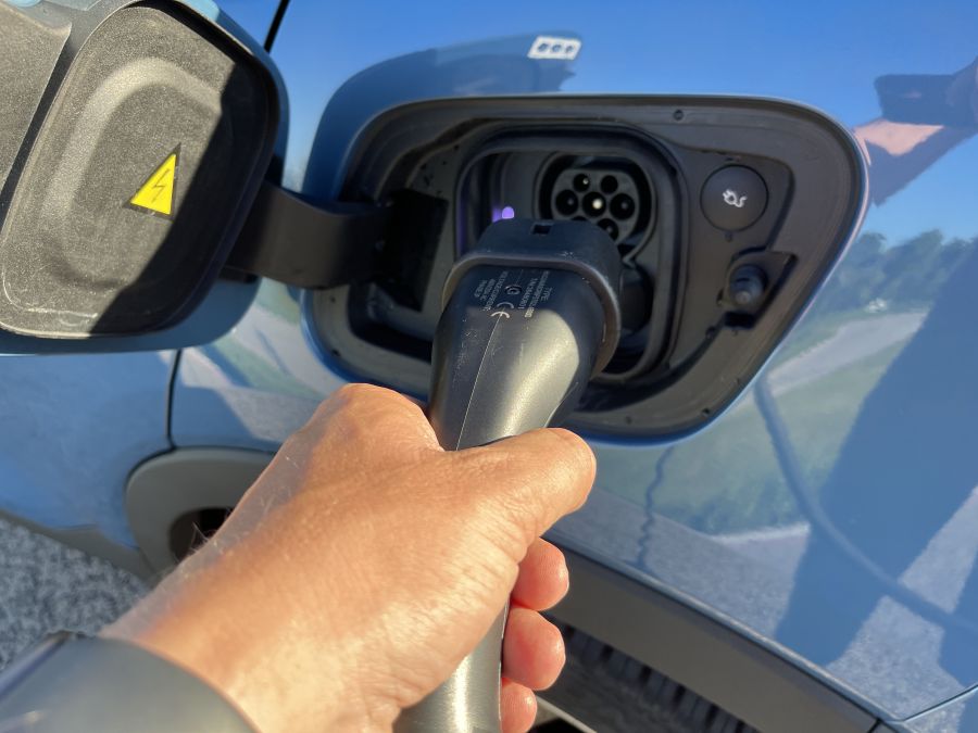Nyisd ki a szemed és számolj! – Az elektromos autózásról, hogy lehessen min vitatkozni… - Autó & Motor - MOBILITY - e-autó hatótáv, e-auto töltés, eelktromos autó töltés, elektromos autó hatóótávolság, elektromos autó hatótáv, hatótáv para, wltp hatótáv átverés, 