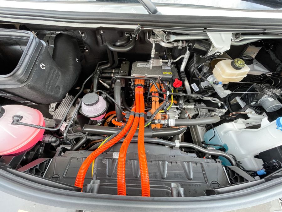 Nyisd ki a szemed és számolj! – Az elektromos autózásról, hogy lehessen min vitatkozni… - Autó & Motor - MOBILITY - e-autó hatótáv, e-auto töltés, eelktromos autó töltés, elektromos autó hatóótávolság, elektromos autó hatótáv, hatótáv para, wltp hatótáv átverés, 