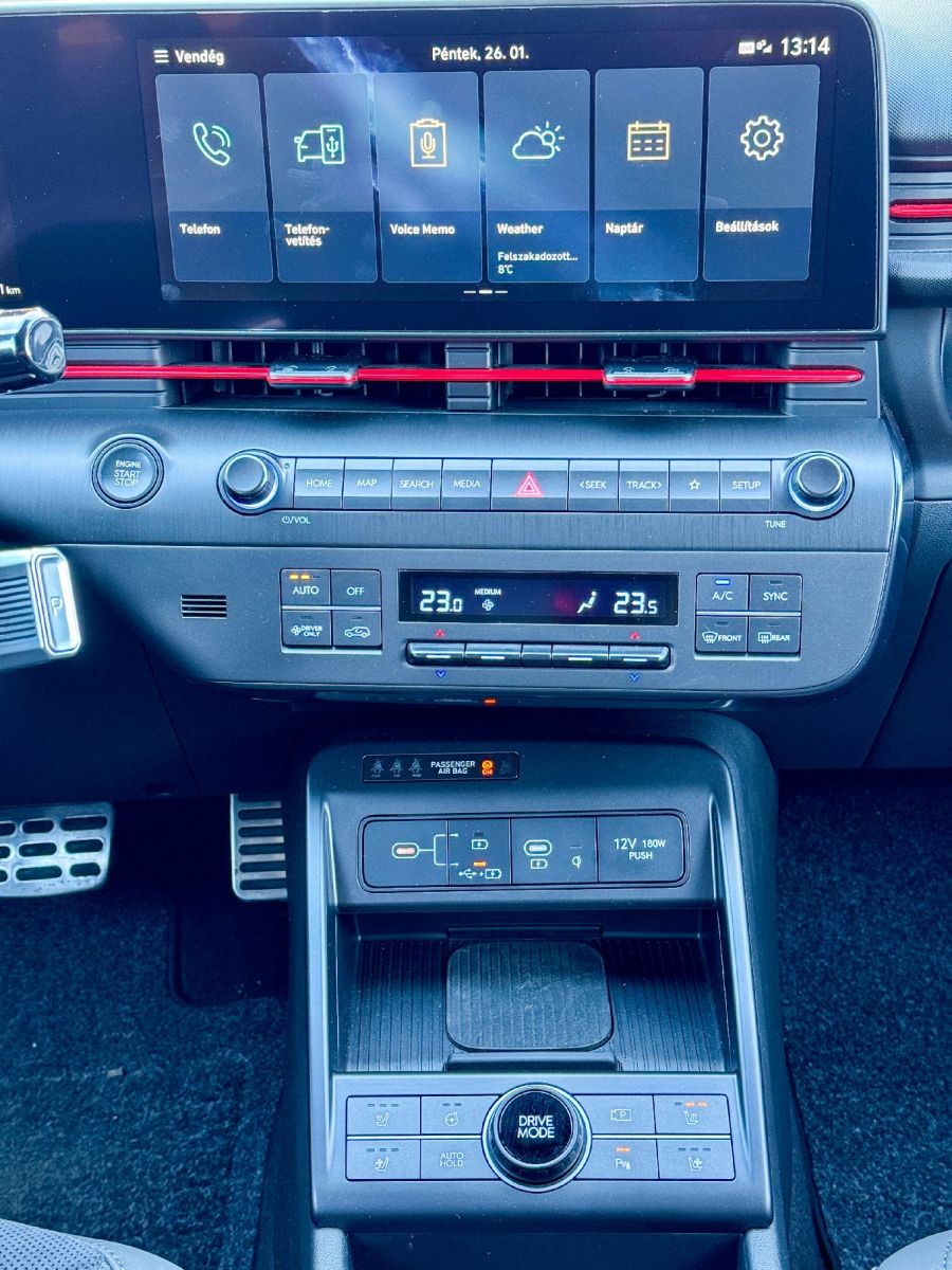 A katonatiszt – Hyundai Kona 1.6 GDi Hibrid - Autó & Motor - MOBILITY - 2024 Hyundai Kona 1.6 GDi Hibrid teszt, Hyundai Kona hybrid teszt, Hyundai Kona teszt, 