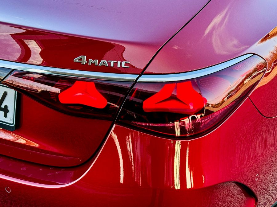 A legfontosabb bástyák és a kapcsolódó elvárások – Mercedes-Benz E220 d 4Matic limuzin - Autó & Motor - MOBILITY - e220 mercedes, e220 mercedes 2023, mercedes benz, mercedes e200 d 4Matic limuzin teszt, mercedes e220 dízel limuzin teszt, 