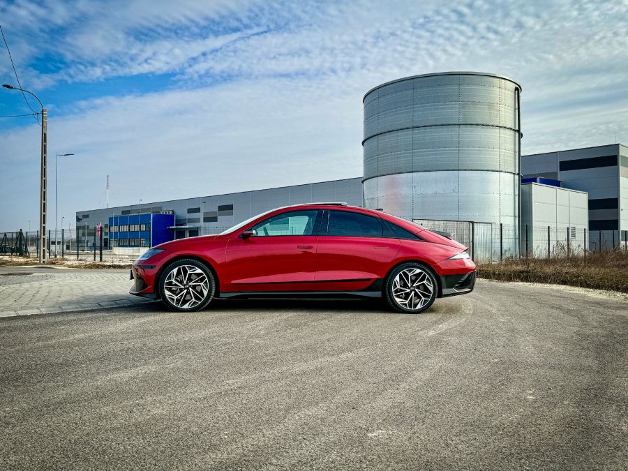 Újrapixelezve – Hyundai Ioniq 6 Executive Edition - Autó & Motor - MOBILITY - Hundai Ioniq 6 Executive teszt, hundai ioniq 6 teszt, hyundai ioniq 6, ioniq 6, ioniq 6 teszt, 