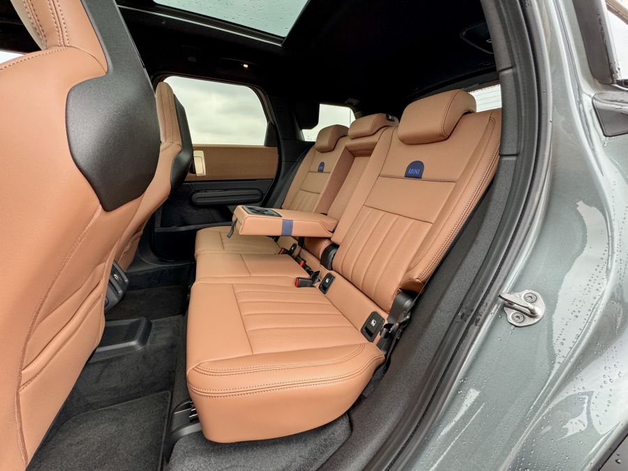 Magasan, boldogan, megújultan – Mini Countryman C Favoured Trim - Autó & Motor - MOBILITY - 2024 Countryman, 2024 mini countryman teszt, countryman 2024, countryman teszt, Mini Countryman benzin teszt, Mini Countryman C Favoured Trim teszt, 