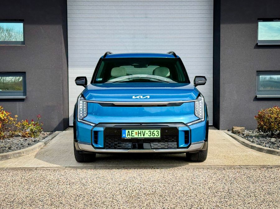 Az elektromos tank – KIA EV9 E384 AWD - Autó & Motor - MOBILITY - ev9, ev9 kia, ev9 teszt, Kia EV9 E384 AWD teszt, kia ev9 teszt, 