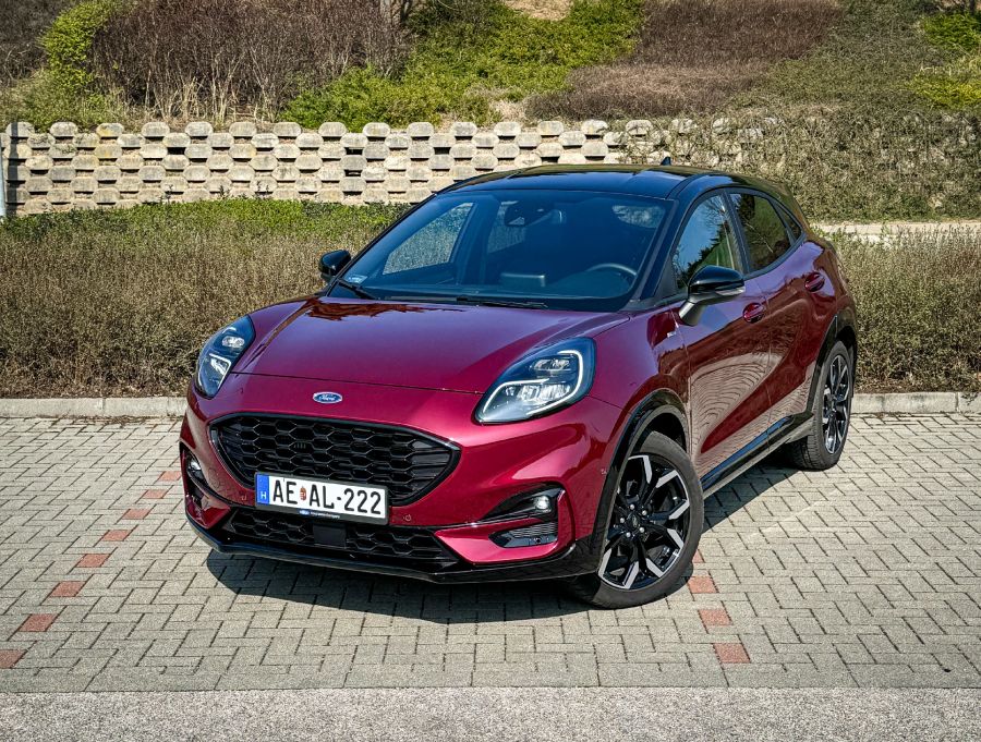 Fordulatosan - Ford Puma Vivid Ruby Edition - Autó & Motor - MOBILITY - 2023 Ford Puma Vivid Ruby teszt, Ford Puma teszt, Ford Puma Vivid Ruby teszt, Puma Ford, Vivid Ruby Puma,