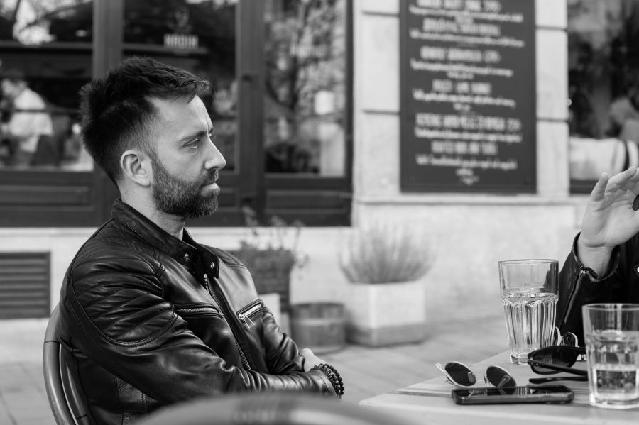 PREMIER! A minőség mértékegysége az őszinteség - nálunk mutatja be első szólódalát Bodor Áron - Interjúk -  - Bodor Áron, csendesebbik részem, Dobosi Gergő, Esti Kornél, Festy anita, festy in style, interjú, klippremier, rohonczi anita, zeneipar,