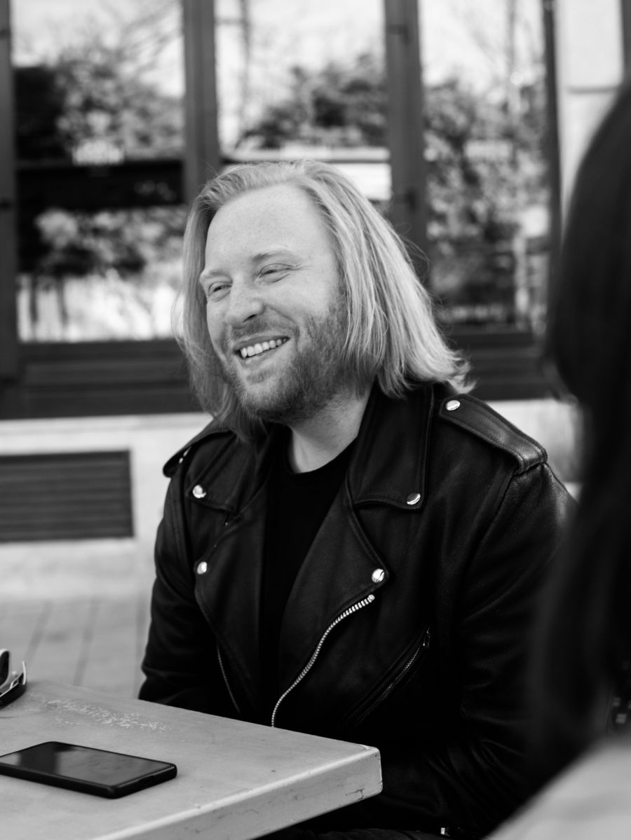 PREMIER! A minőség mértékegysége az őszinteség - nálunk mutatja be első szólódalát Bodor Áron - Interjúk -  - Bodor Áron, csendesebbik részem, Dobosi Gergő, Esti Kornél, Festy anita, festy in style, interjú, klippremier, rohonczi anita, zeneipar,