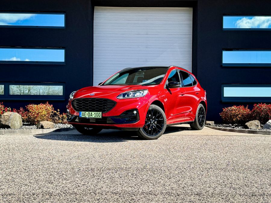 Attól, hogy nem fiatal, még ne írjuk le – Ford Kuga 2.5l Plug-In Hybrid AT FWD - Autó & Motor - MOBILITY - 2023 Kuga, Ford Kuga PHEV teszt, Ford Kuga plug-in hybrid teszt, Kuga ford,