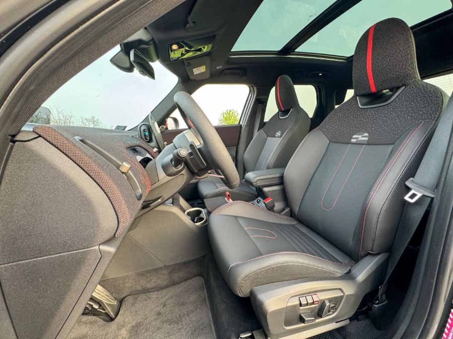 Startvonalon – Mini Countryman John Cooper Works All4 - Autó & Motor - MOBILITY - 2024 JCW Countryman teszt, 2024 Mini countryman JCW teszt, 2024 mini countryman John Cooper Works All4 teszt, Countryman JCW teszt, Mini Countryman teszt, 