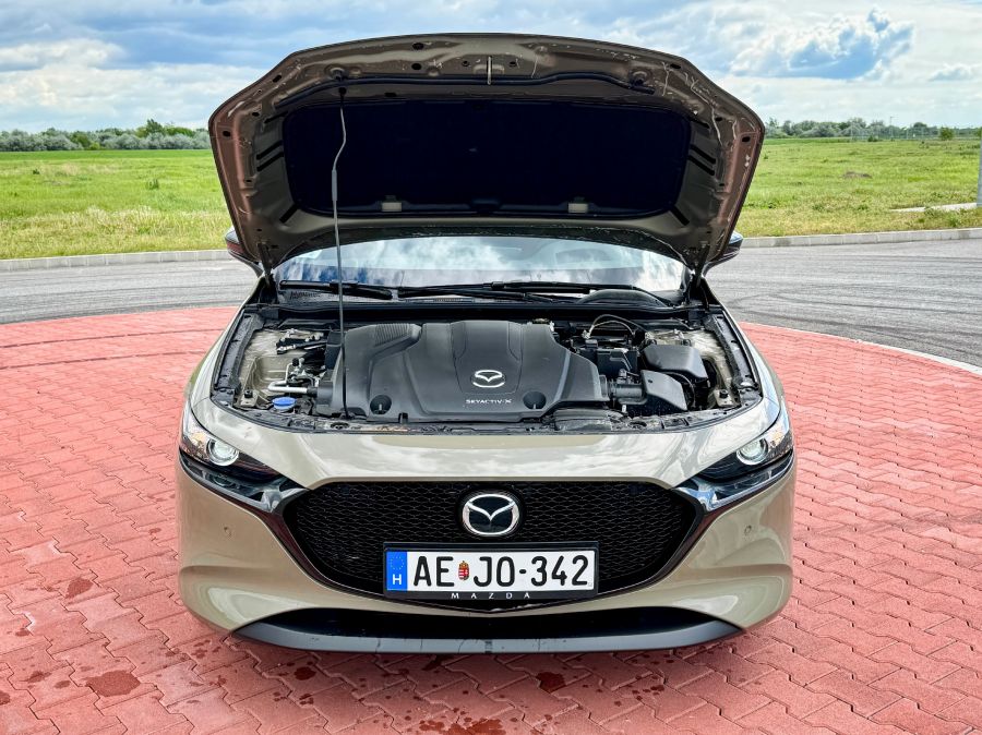 A régi igenis lehet új – Mazda 3 Nagisa - Autó & Motor - MOBILITY - 2024 Mazda 3 Nagisa, mazda 3, Mazda 3 teszt, 