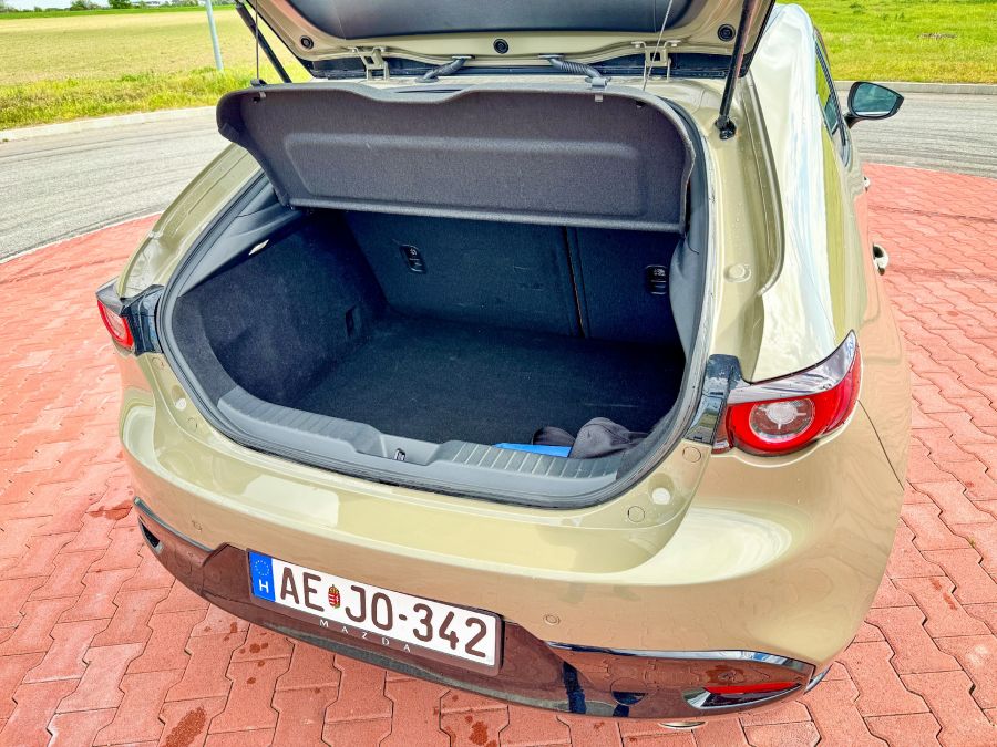 A régi igenis lehet új – Mazda 3 Nagisa - Autó & Motor - MOBILITY - 2024 Mazda 3 Nagisa, mazda 3, Mazda 3 teszt, 