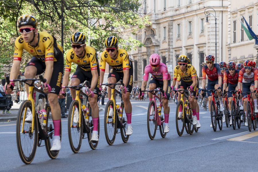 A GIRO D'ITALIA-VAL LÁTVÁNYOS KERÉKPÁROS NYARAT INDÍT AZ EUROSPORT - STYLENEWS -  - eurosport, giro d italia 2024, kerékpár, 