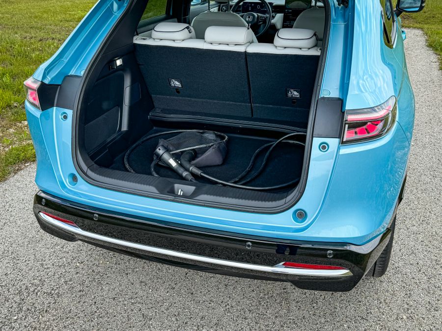 Kisbetű, nagybetű, szám és speciális karakter – Honda e:Ny1 - Autó & Motor - MOBILITY - e%3ANy1 teszt, Honda e%3ANy1 teszt, Honda elektromos teszt, 