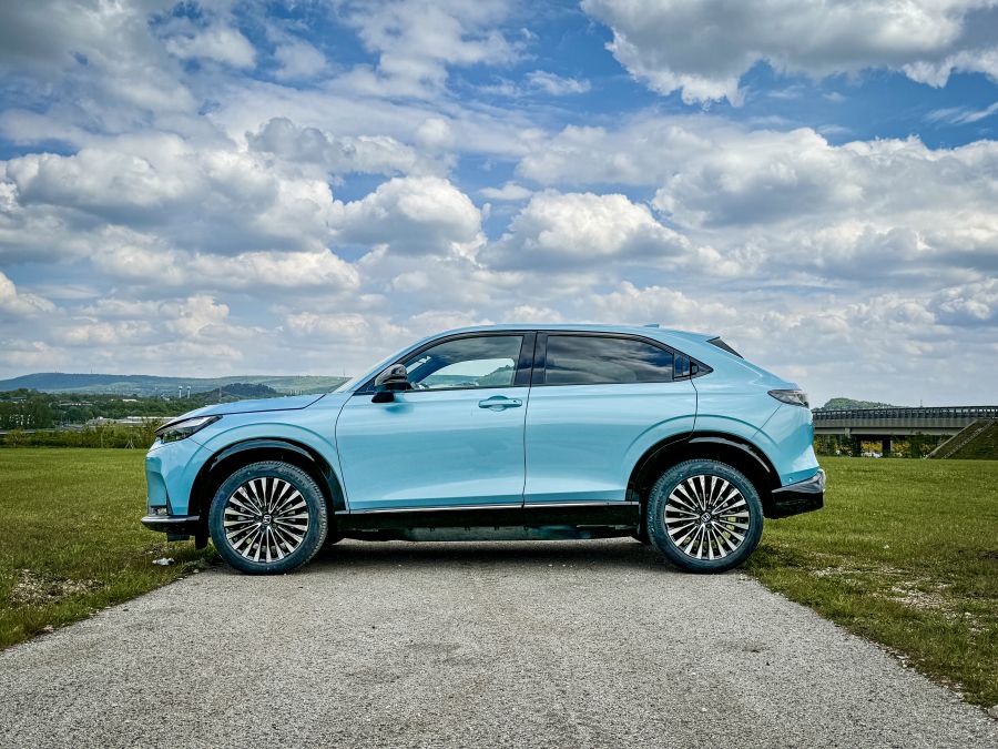 Kisbetű, nagybetű, szám és speciális karakter – Honda e:Ny1 - Autó & Motor - MOBILITY - e%3ANy1 teszt, Honda e%3ANy1 teszt, Honda elektromos teszt, 