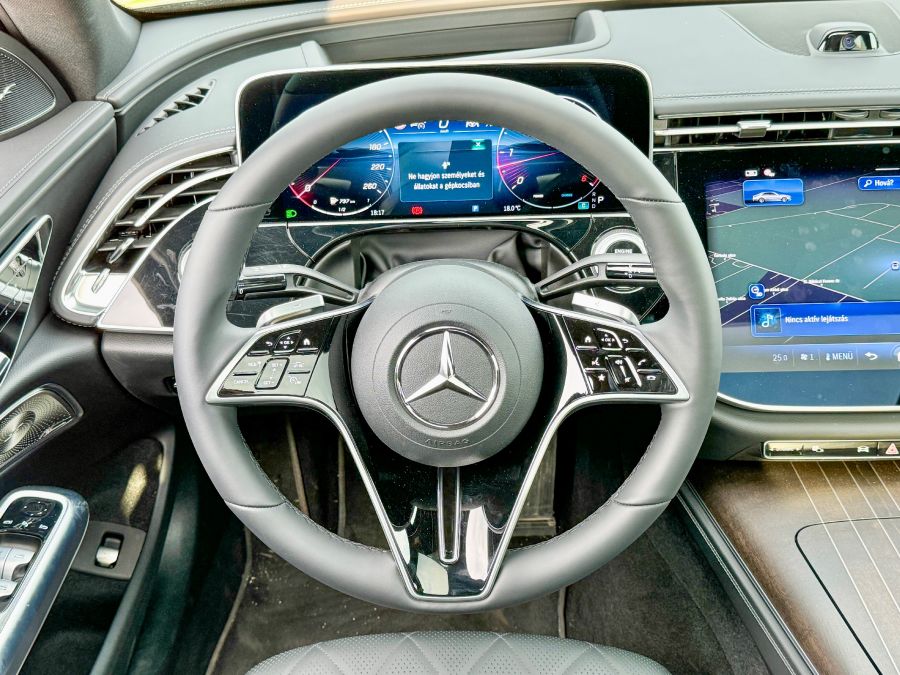 Álló csillag az autógyártásban – Mercedes-Benz E 220 D Exclusive - MOBILITY -  - 2024 Mercedes E  220d teszt, Mercedes E 220d  Exclusive teszt, Mercedes-Benz E osztály limuzin teszt, 