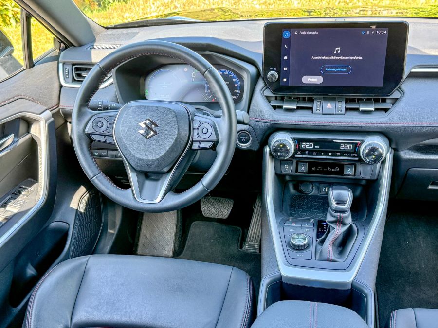 Az érett gyümölcs a legízletesebb – Sukuki Across 2,5l PHEV E-4WD - Autó & Motor - MOBILITY - Suzuki Across PHEV teszt, Suzuki Across plug-in hybrid teszt, Suzuki Across teszt, 