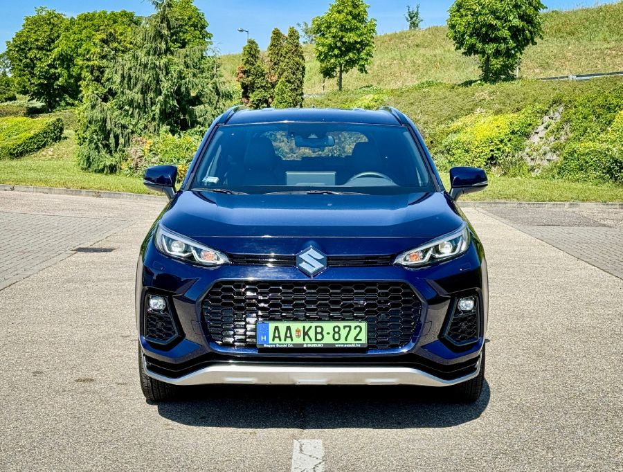 Az érett gyümölcs a legízletesebb – Sukuki Across 2,5l PHEV E-4WD - Autó & Motor - MOBILITY - Suzuki Across PHEV teszt, Suzuki Across plug-in hybrid teszt, Suzuki Across teszt, 