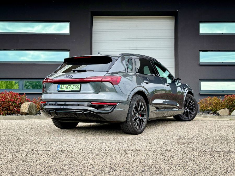 Vajon ez a technológia csúcsa? – Audi Q8 Sportback e-tron 55 - Autó & Motor - MOBILITY - Audi Q8 e-tron, Audi Q8 Sportback e-tron 55 teszt, Q8 e-tron utánfutó teszt, 