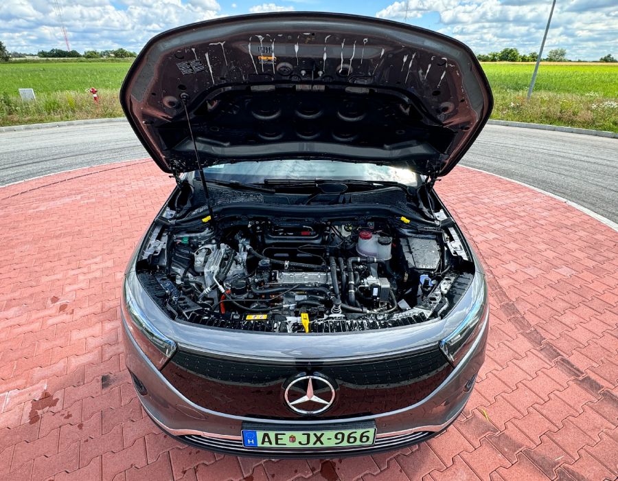 Az elektromos belépő – Mercedes-Benz EQA 250+ - Autó & Motor - MOBILITY - eqa 250 teszt, eqa teszt, Mercedes EQA, Mercedes EQA 250+ teszt, Mercedes-Benz EQA 250+ teszt, 