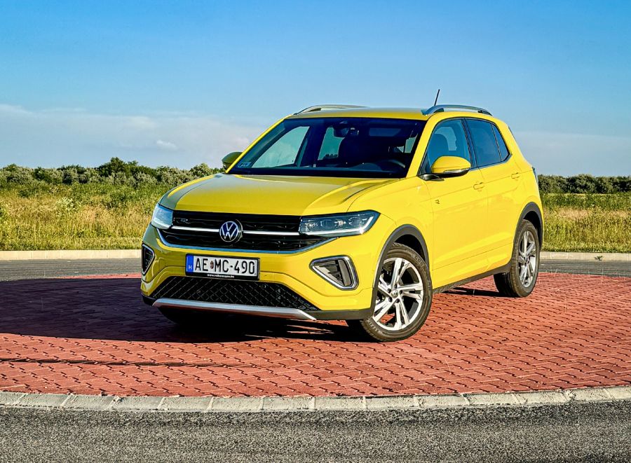 Fiatalos városi vagány – VW T-Cross R-Line 1.5 TSi DSG - Autó & Motor - MOBILITY - t cross r line teszt, vw t cross teszt, VW T-cross R Line 1.5 TSI teszt, VW tcross teszt, 