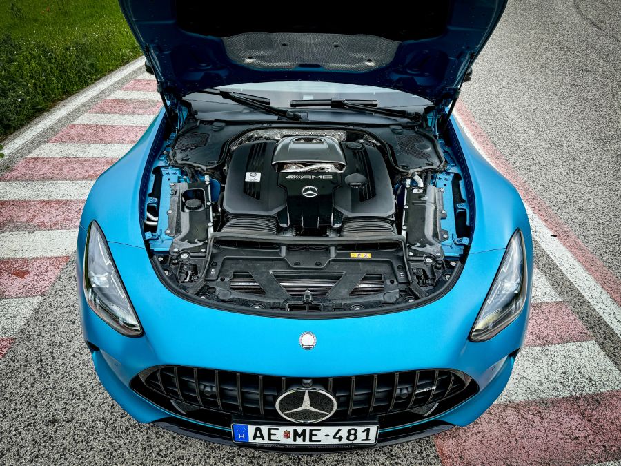 Ha öregszel csak a játék ára lesz több – Mercedes-AMG GT 63 Coupé 4-Matic+ - Autó & Motor - MOBILITY - 2024 Mercedes-AMG GT 63 Coupé teszt, AMg GT 63 teszt, Mercedes GT 63 teszt, mercedes-amg gt 63 s v8 biturbo, Mercedes-AMG GT63 Coupé teszt,