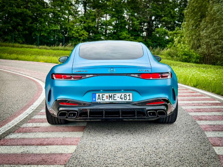 Ha öregszel csak a játék ára lesz több – Mercedes-AMG GT 63 Coupé 4-Matic+ - Autó & Motor - MOBILITY - 2024 Mercedes-AMG GT 63 Coupé teszt, AMg GT 63 teszt, Mercedes GT 63 teszt, mercedes-amg gt 63 s v8 biturbo, Mercedes-AMG GT63 Coupé teszt,