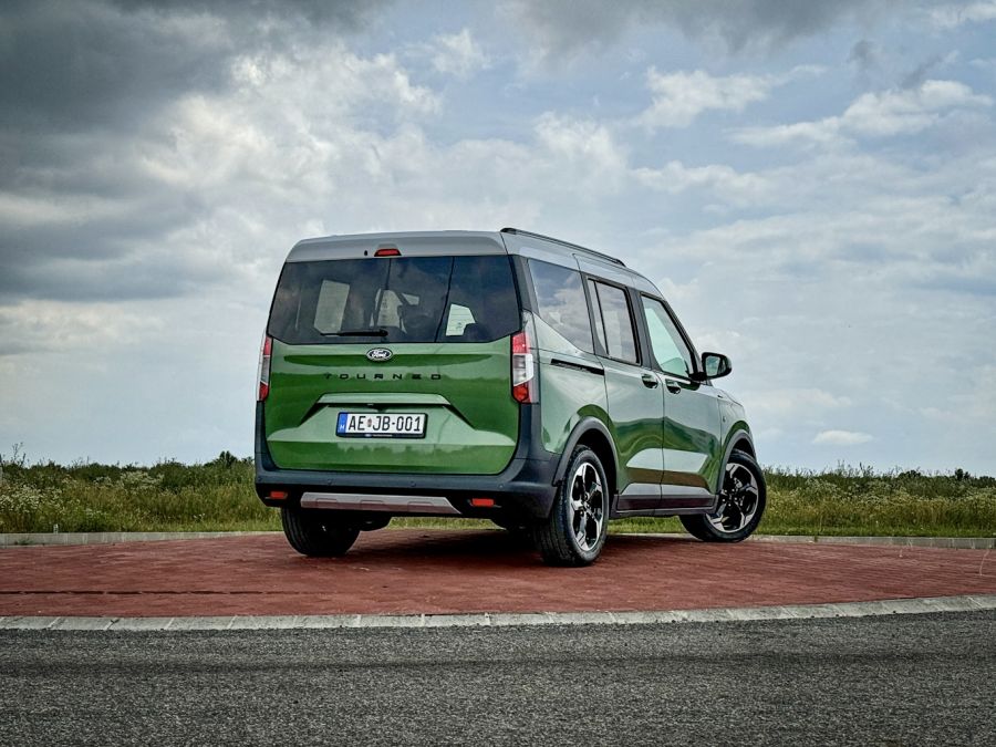 Jó koncepció lehetne – Ford Tourneo Courier Active - Autó & Motor - MOBILITY - 2024 ford tourneo courier active tes, ford touneo courier teszt, touneo courier active teszt, tourneo courier, 
