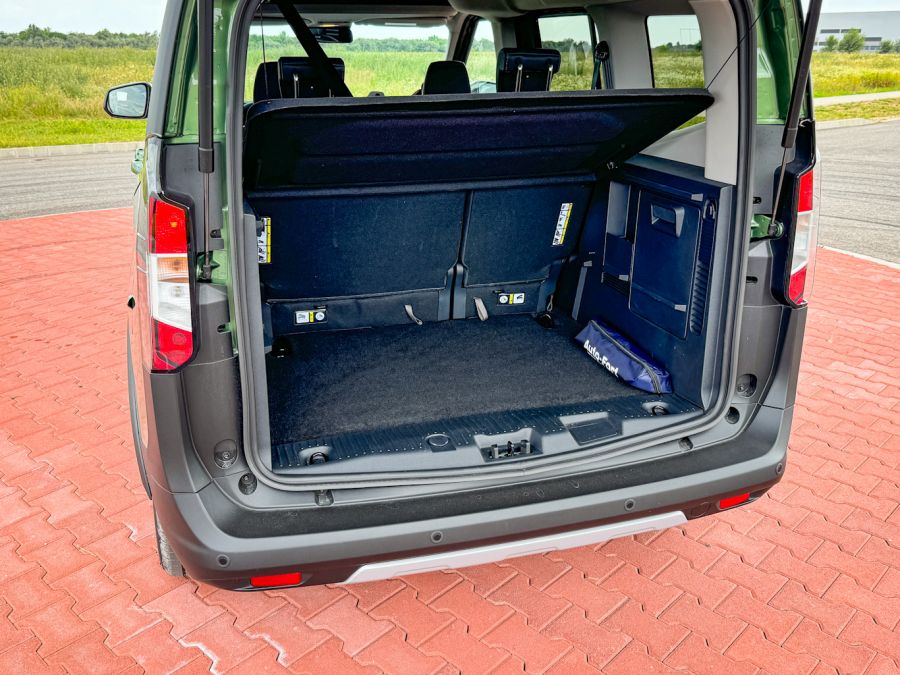 Jó koncepció lehetne – Ford Tourneo Courier Active - Autó & Motor - MOBILITY - 2024 ford tourneo courier active tes, ford touneo courier teszt, touneo courier active teszt, tourneo courier, 