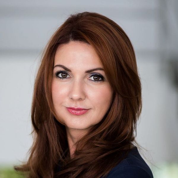 Kávézzunk együtt  - Egy női karrier és a belső hit ereje - STYLELIFE - Interjúk - Fűri Brigitta, indra, interjú Kovács Ágnessel, karrier tanácsadás, Kovács Ágnes, Női karrier, 